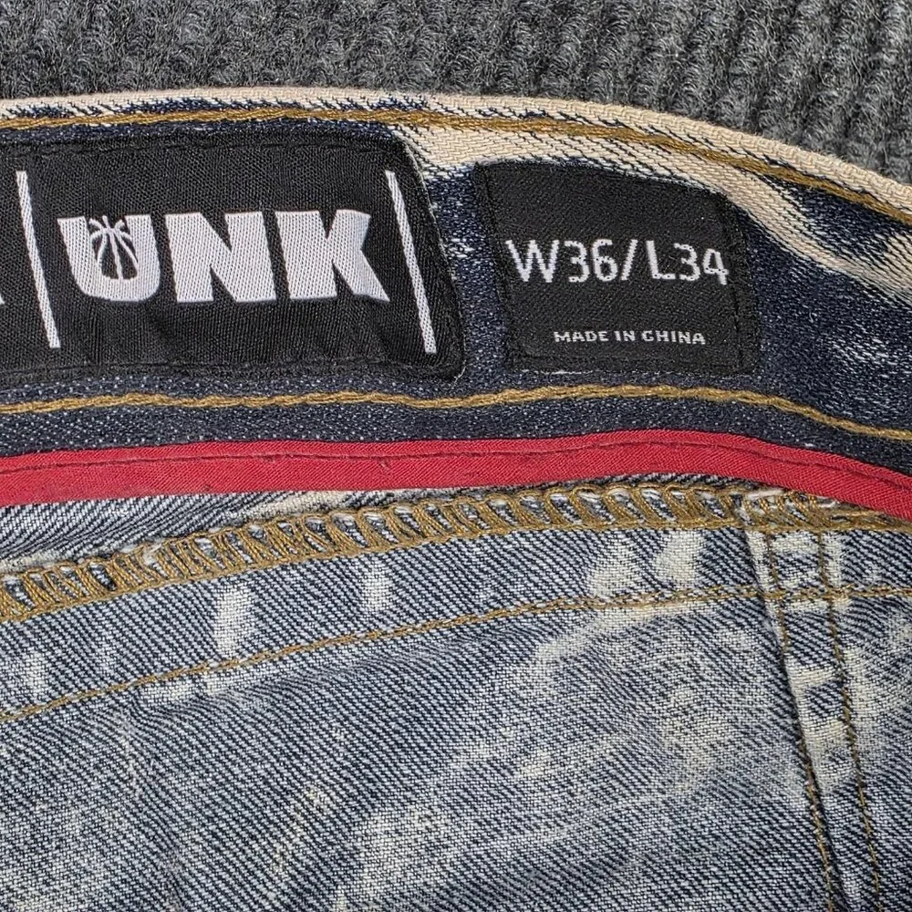 UNK Heritage America Jeans Mens 36 x 34 NBA Basketball Distressed Patches Grunge - Picture 4 of 16